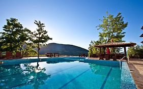 Mountain View Hotel Complex