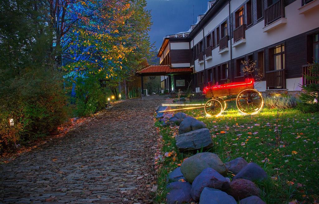 Mountain View Hotel Complex Yabulkovets Exterior photo
